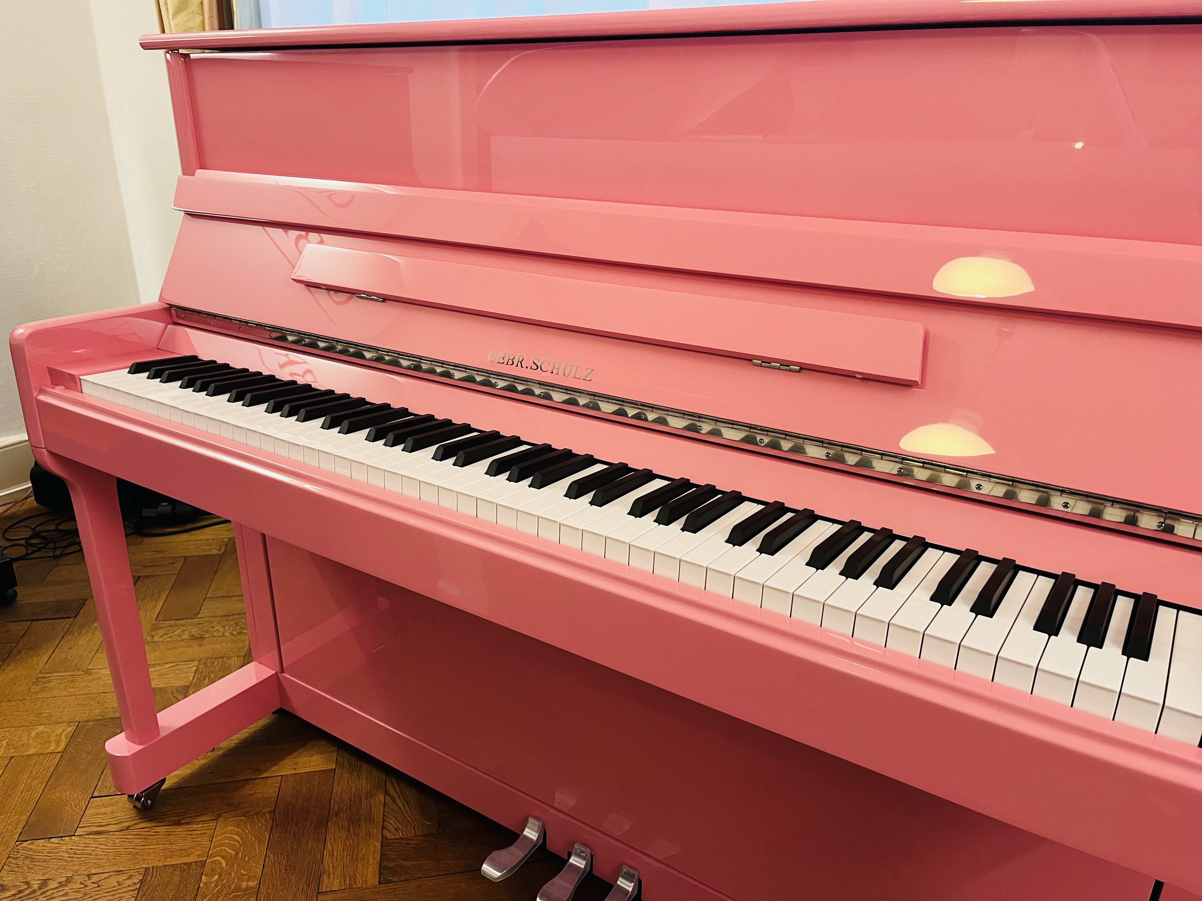 Klavier Gebr. Schulz 115 - pink poliert