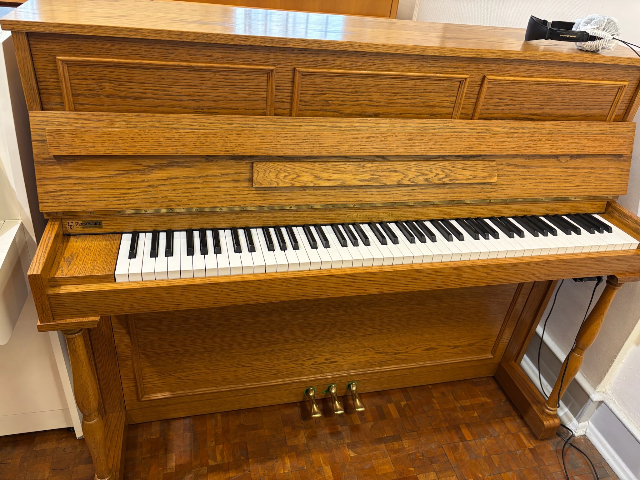 Klavier Gebr. Schulz 116 K Altdeutsch Silent - Eiche