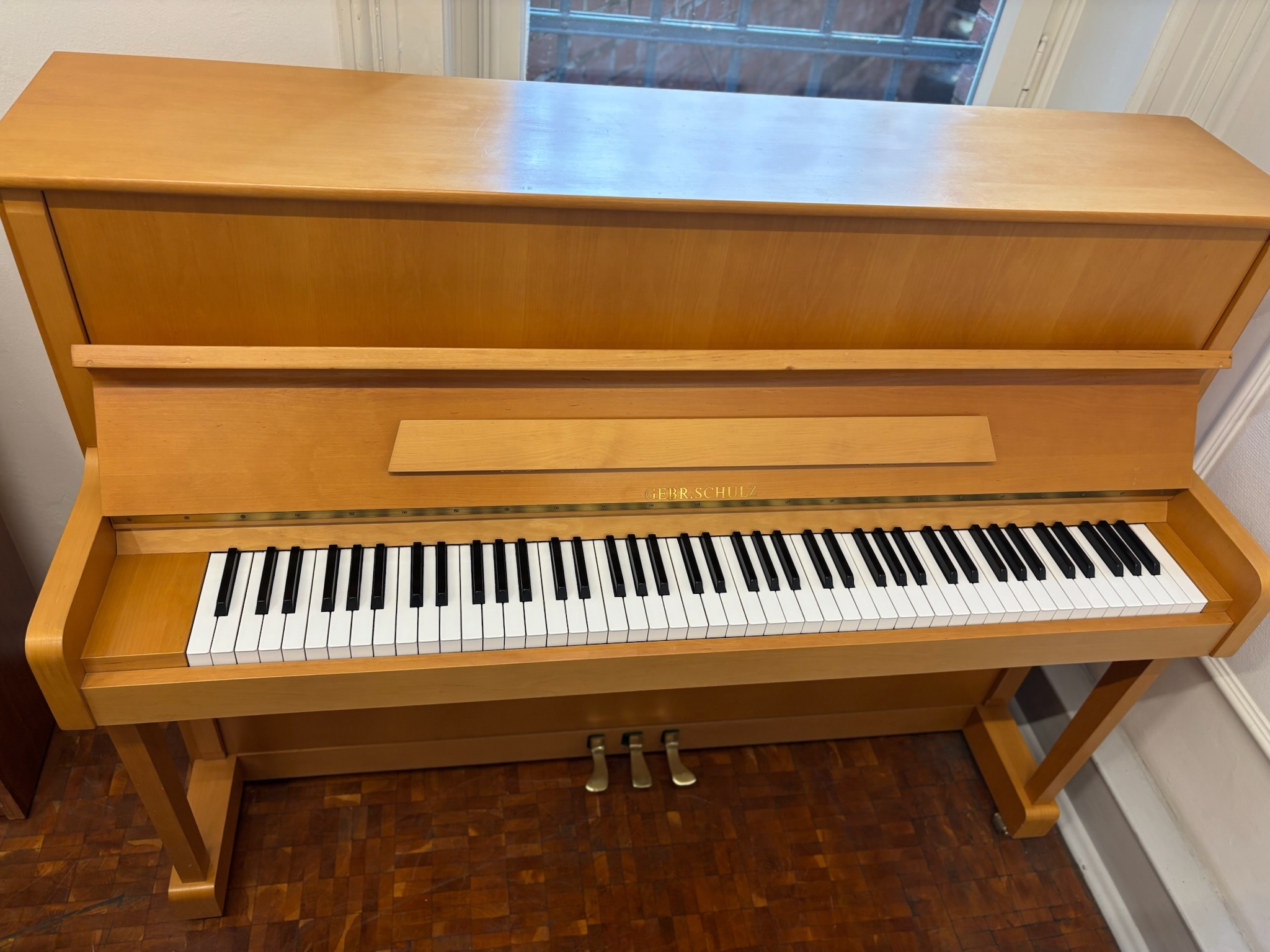 Klavier Gebr. Schulz 112 BR Tradition - Erle satiniert